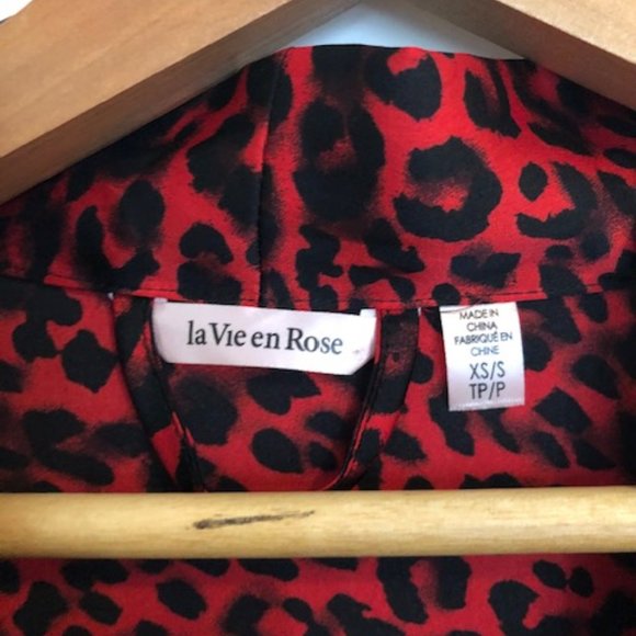 Red & Black Leopard Print Satin Like Robe - Picture 4 of 4